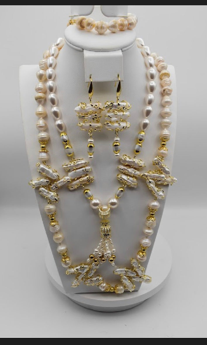 Ocean Grace Pearl Necklace