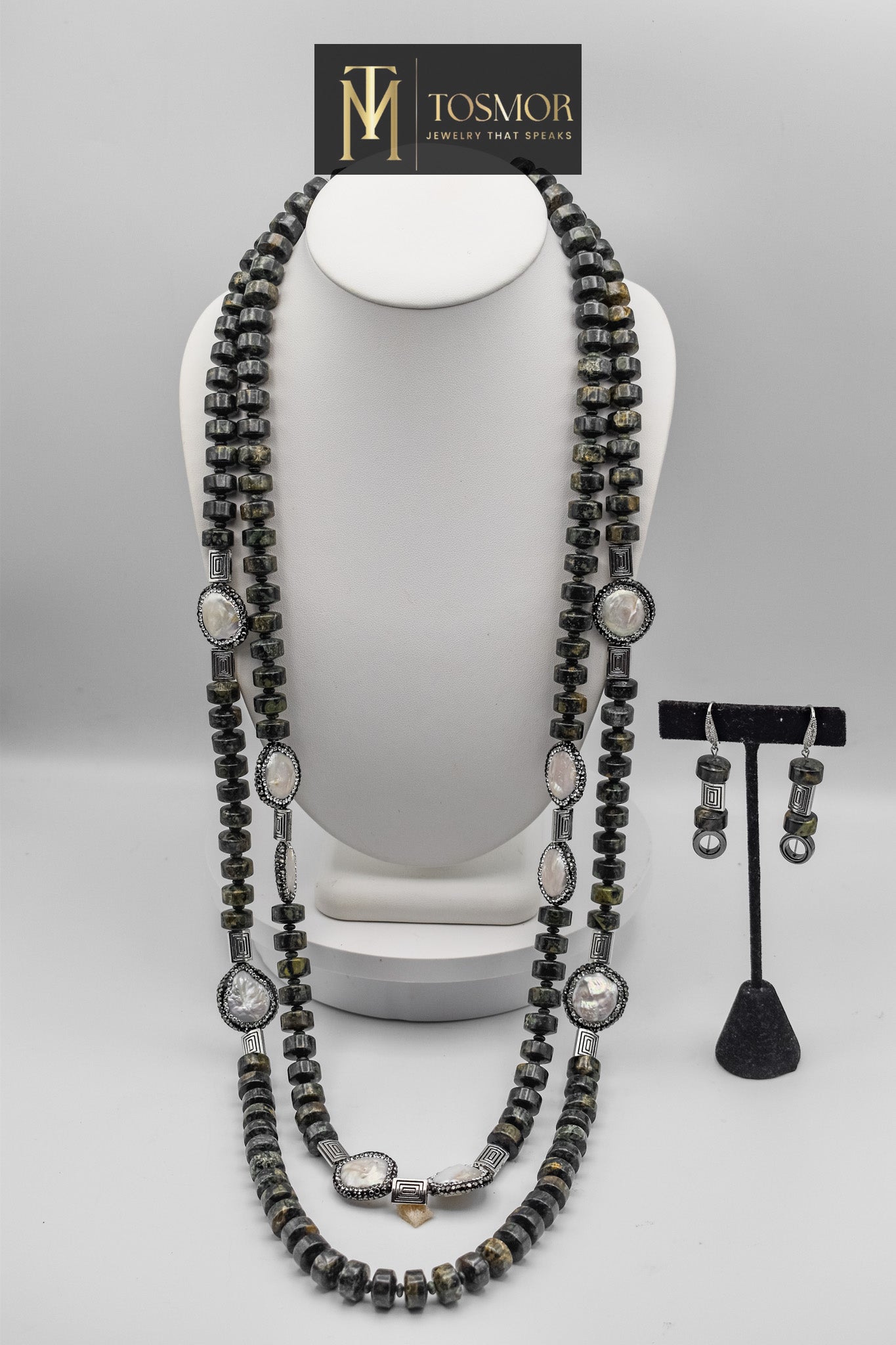 Royal Reflection Pearls